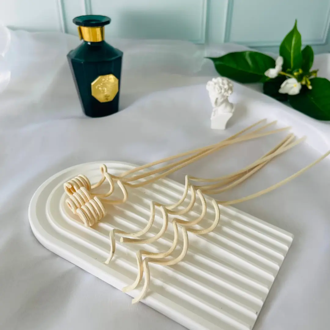 Que Khuếch Tán Tinh Dầu - Que Xoắn Toả Hương Thơm Phòng Tiện Dụng Trang Trí